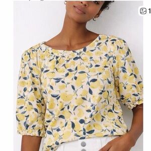 Ann Taylor lemon floral print puff sleeve top small yellow blue white Italian